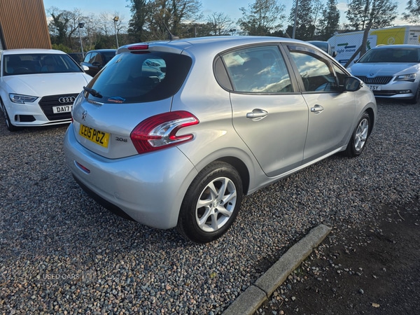 Used Peugeot 208 2015 for sale - 76359586: Photo 3