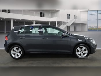 Used Volkswagen Golf 2016 for sale - 76634560: Photo