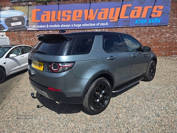 Used Land Rover Discovery Sport 2017 for sale - 79442338: Photo