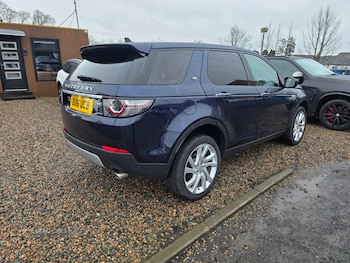 Used Land Rover Discovery Sport 2016 for sale - 78405624: Photo
