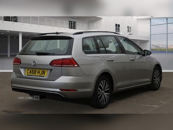 Used Volkswagen Golf 2018 for sale - 75885133: Photo