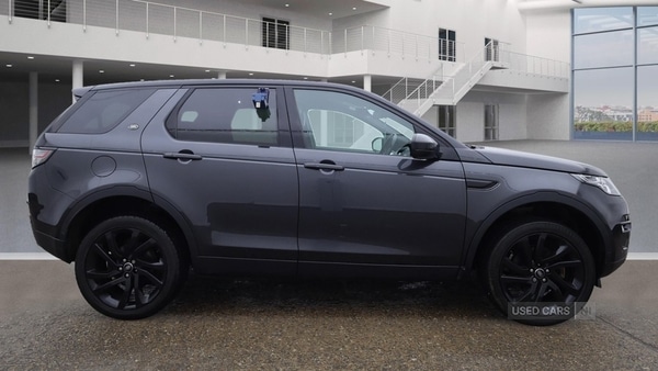 Used Land Rover Discovery Sport 2017 for sale - 77144974: Photo 2
