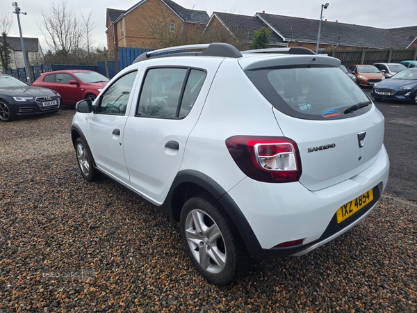 Used Dacia Sandero Stepway 2015 for sale - 77697037: Photo 4
