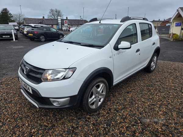 Used Dacia Sandero Stepway 2015 for sale - 77697037: Photo 6
