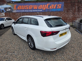 Used Toyota Avensis 2018 for sale - 78855516: Photo
