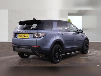 Used Land Rover Discovery Sport 2018 for sale - 79280509: Photo