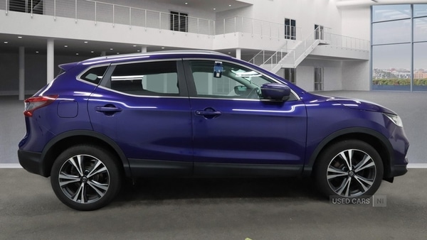 Used Nissan Qashqai 2018 for sale - 77770102: Photo 2