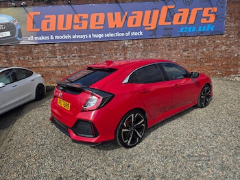 Used Honda Civic 2019 for sale - 79013402: Photo