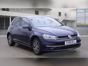Volkswagen - Golf