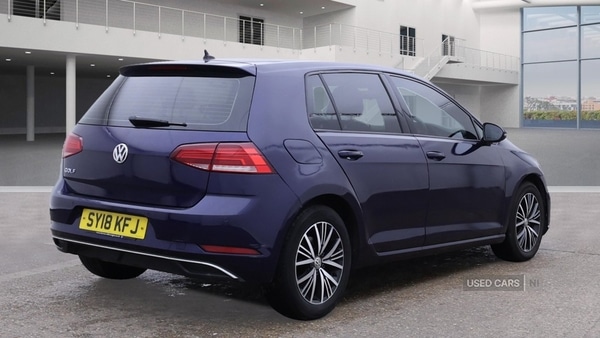Used Volkswagen Golf 2018 for sale - 76123236: Photo 3