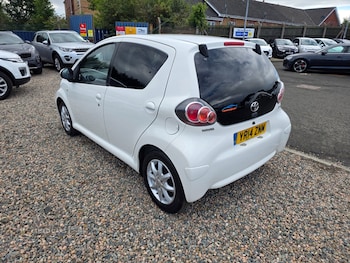 Used Toyota AYGO 2014 for sale - 75928902: Photo