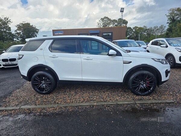 Used Land Rover Discovery Sport 2016 for sale - 75635801: Photo 2