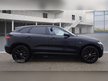 Used Jaguar F-Pace 2017 for sale - 76110131: Photo 2