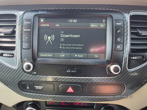 Used Kia Carens 2018 for sale - 77970940: Photo 13