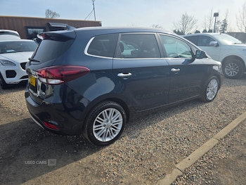 Used Kia Carens 2018 for sale - 77970940: Photo
