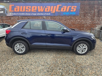 Used Volkswagen T-Roc 2019 for sale - 78966549: Photo