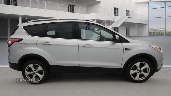 Used Ford Kuga 2017 for sale - 76608730: Photo 2