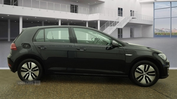 Used Volkswagen Golf 2018 for sale - 77441698: Photo 2