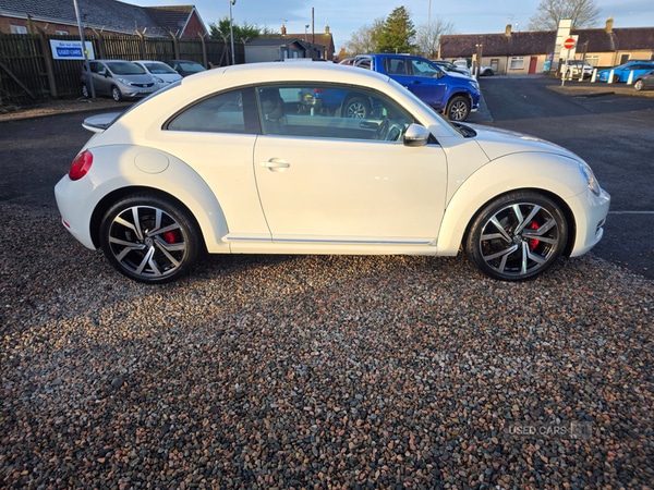 Used Volkswagen Beetle 2015 for sale - 77017627: Photo 2