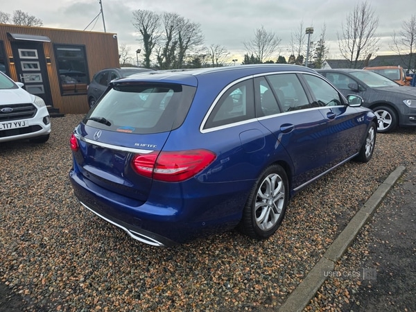 Used Mercedes-Benz C Class 2015 for sale - 76667649: Photo 4