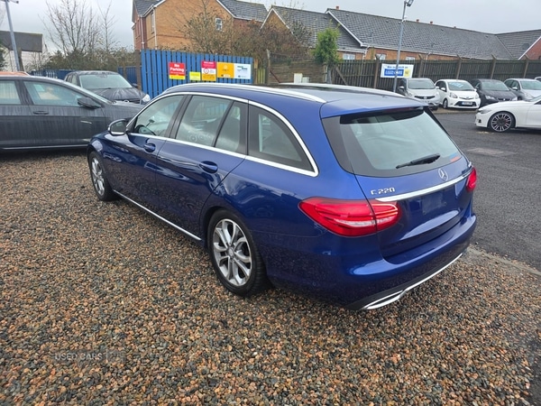 Used Mercedes-Benz C Class 2015 for sale - 76667649: Photo 6