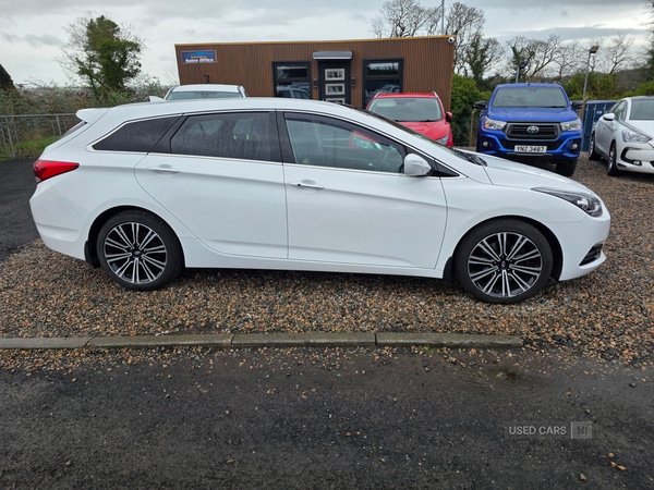 Used Hyundai i40 2017 for sale - 76840146: Photo 2