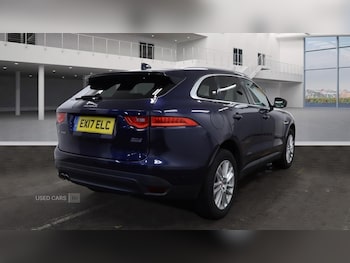 Used Jaguar F-Pace 2017 for sale - 76850760: Photo