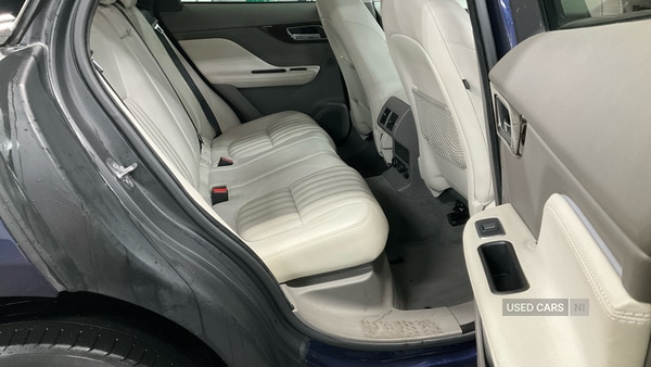 Used Jaguar F-Pace 2017 for sale - 76850760: Photo 7
