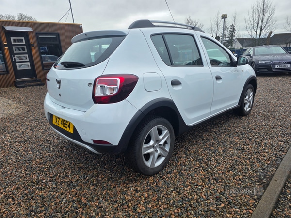 Used Dacia Sandero Stepway 2015 for sale - 77511884: Photo 3
