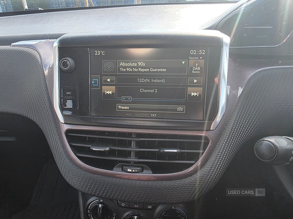 Used Peugeot 2008 2015 for sale - 76110022: Photo 11