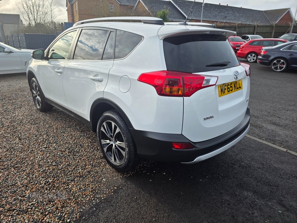 Used Toyota RAV4 2015 for sale - 77280337: Photo 4