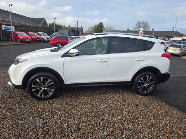 Used Toyota RAV4 2015 for sale - 77280337: Photo 5