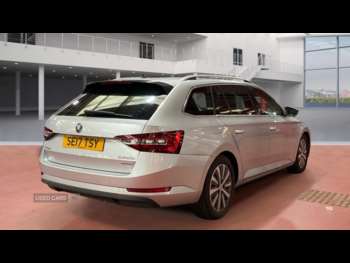 Used Skoda Superb 2017 for sale - 75187602: Photo