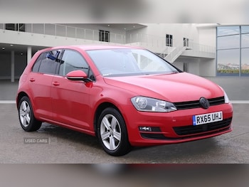 Volkswagen - Golf