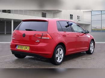 Used Volkswagen Golf 2015 for sale - 76110081: Photo 3
