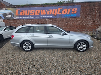Used Mercedes-Benz C Class 2013 for sale - 79389273: Photo