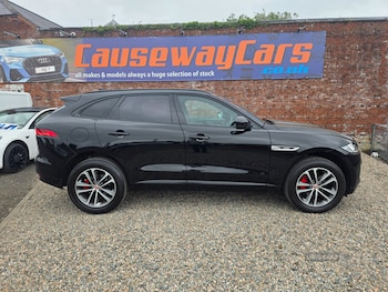 Used Jaguar F-Pace 2017 for sale - 79293116: Photo