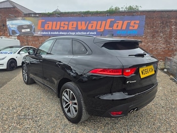 Used Jaguar F-Pace 2017 for sale - 79293116: Photo