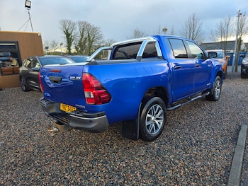 Used Toyota Hilux 2019 for sale - 76634511: Photo