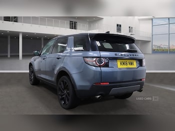 Used Land Rover Discovery Sport 2018 for sale - 76109953: Photo 2