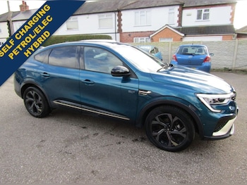 Used Renault Arkana 2023 for sale - 77642624: Photo