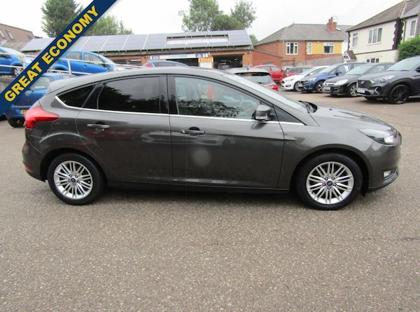 Used Ford Focus 2018 for sale - 75630378: Photo 4