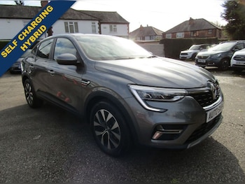 2022 (72) - 1.6 E-TECH Hybrid 145 Iconic 5dr Auto