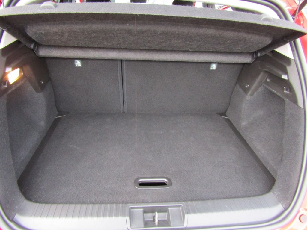 Used Renault Captur 2020 for sale - 76686409: Photo 17