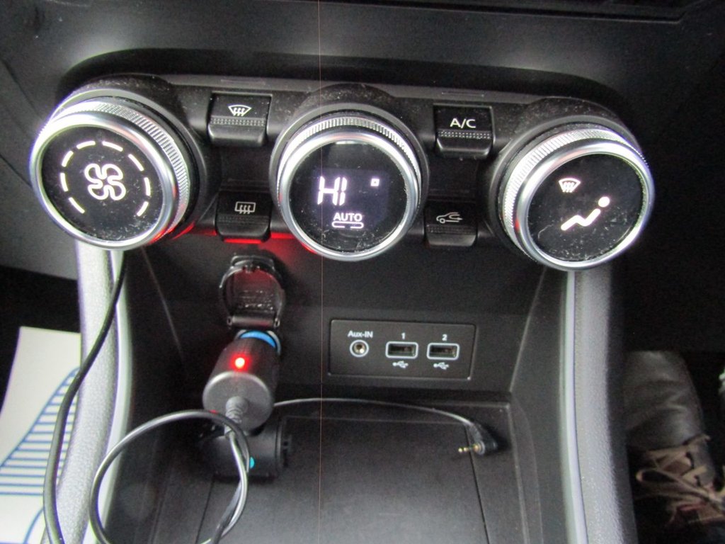 Used Renault Captur 2020 for sale - 76686409: Photo 25