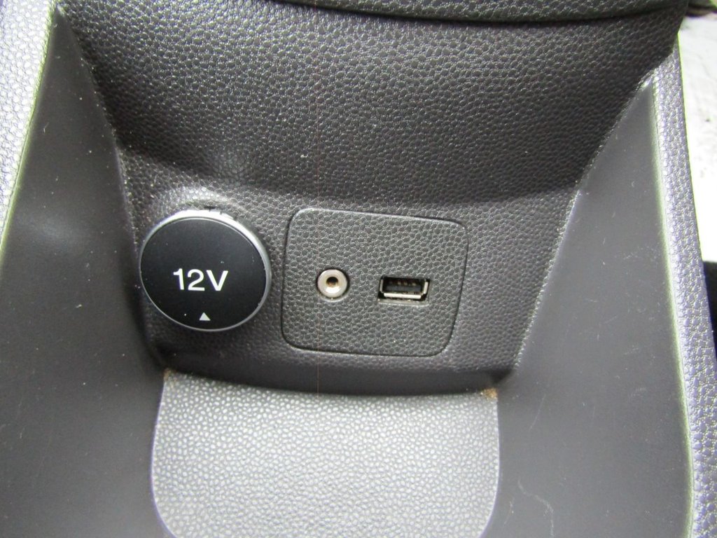 Used Ford Fiesta 2015 for sale - 77991423: Photo 26