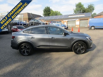 Used Renault Arkana 2023 for sale - 79523123: Photo