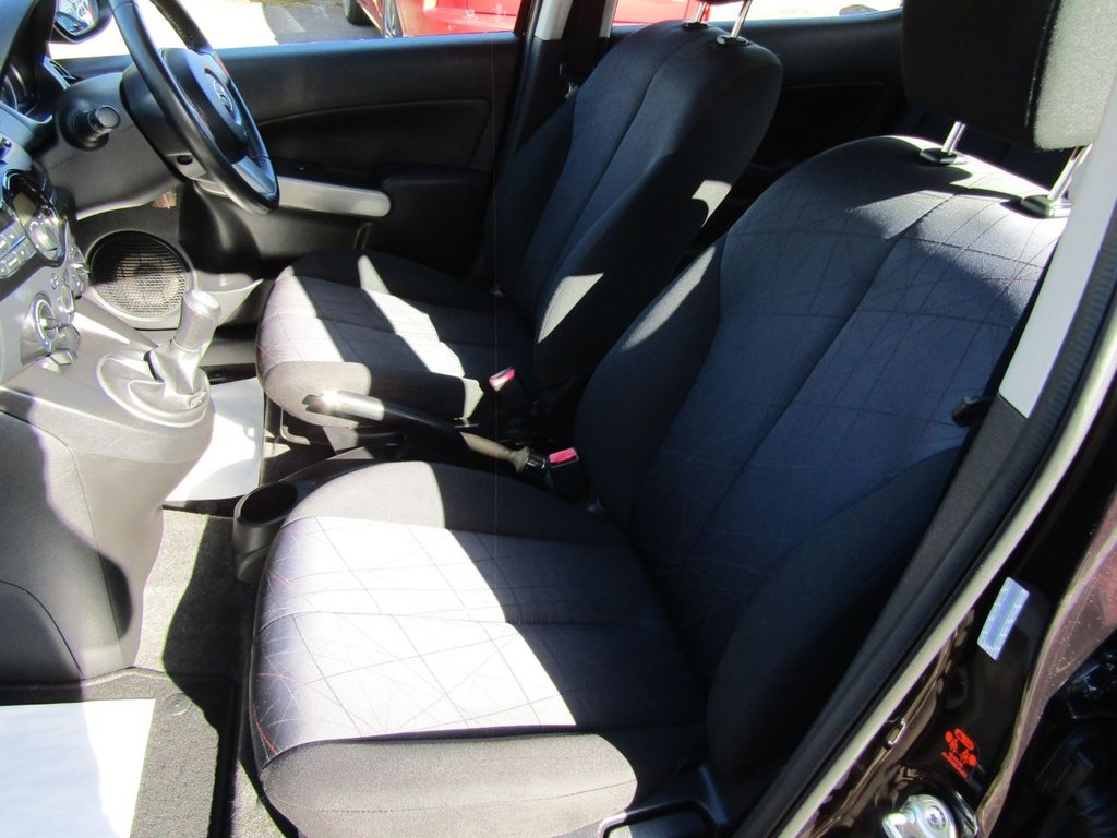 Used Mazda Mazda2 2011 for sale - 77920143: Photo 14