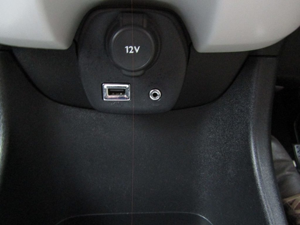 Used Toyota AYGO 2016 for sale - 76768455: Photo 27