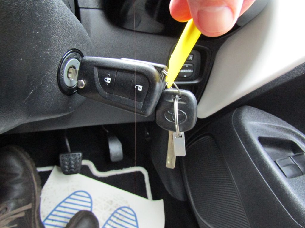 Used Toyota AYGO 2016 for sale - 76768455: Photo 32